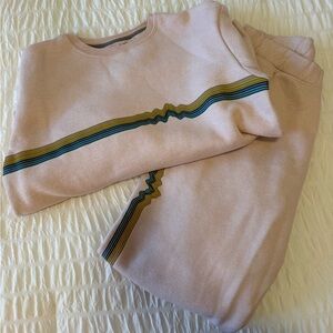 Patagonia women’s light pink sweatshirt